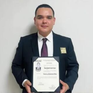 Alejandro González, hijo de Santos González Yescas