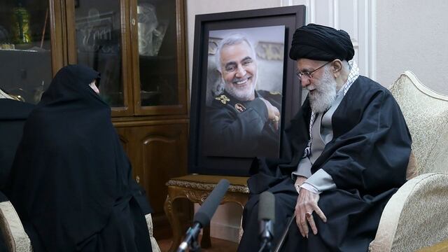 Filtran video del ataque en que murió el líder militar de Irán, Qassem Soleimani