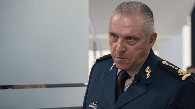 Salvador Cienfuegos hace acto de presencia en la inauguración del AIFA.