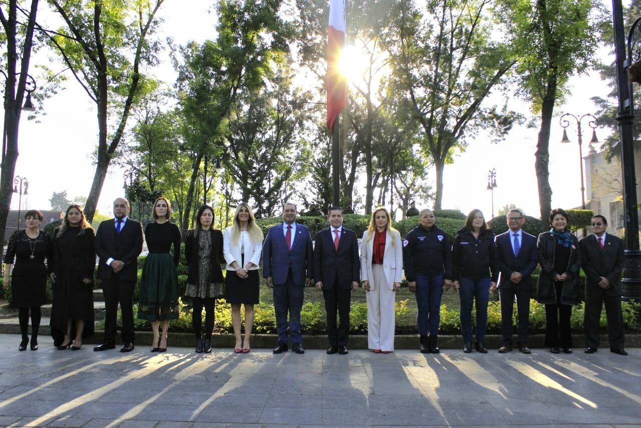 Ceremonia del Día de la Bandera