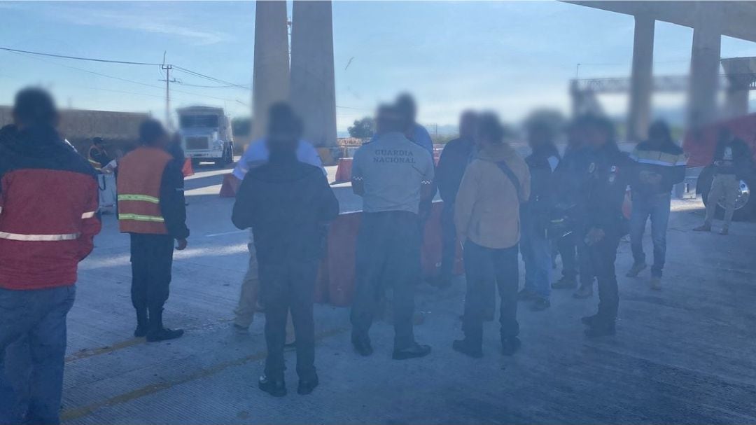 ¿Qué pasa en la autopista México-Cuernavaca hoy 11 de noviembre? Trabajadores del Tren Maya cierran carriles en caseta de Tlalpan por falta de pago