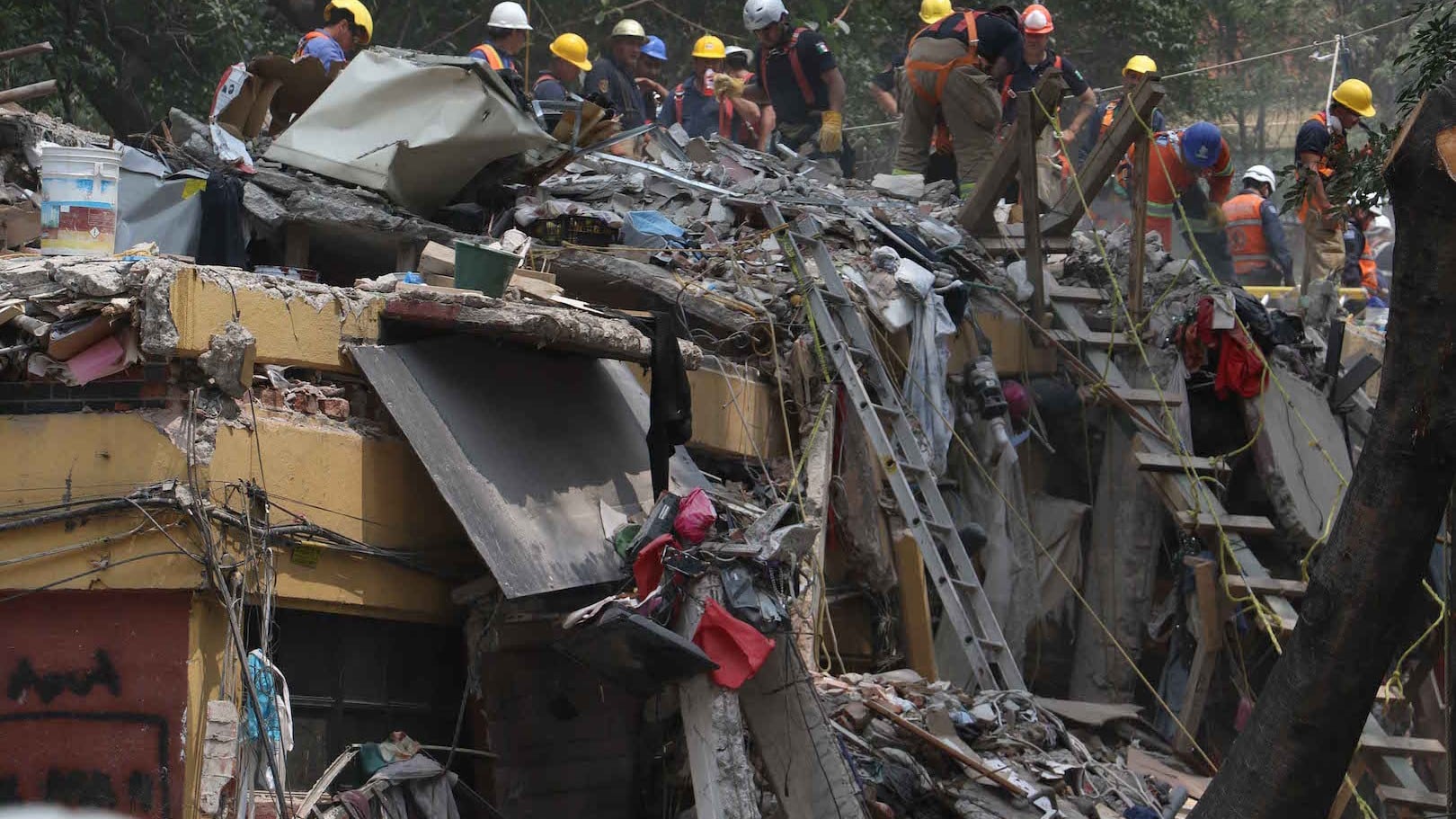 Derrumbe en la Ciudad de México por sismo del 19 de septiembre.