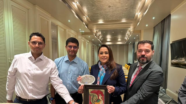 Tere Jiménez impulsa alianzas en India para atraer inversión.