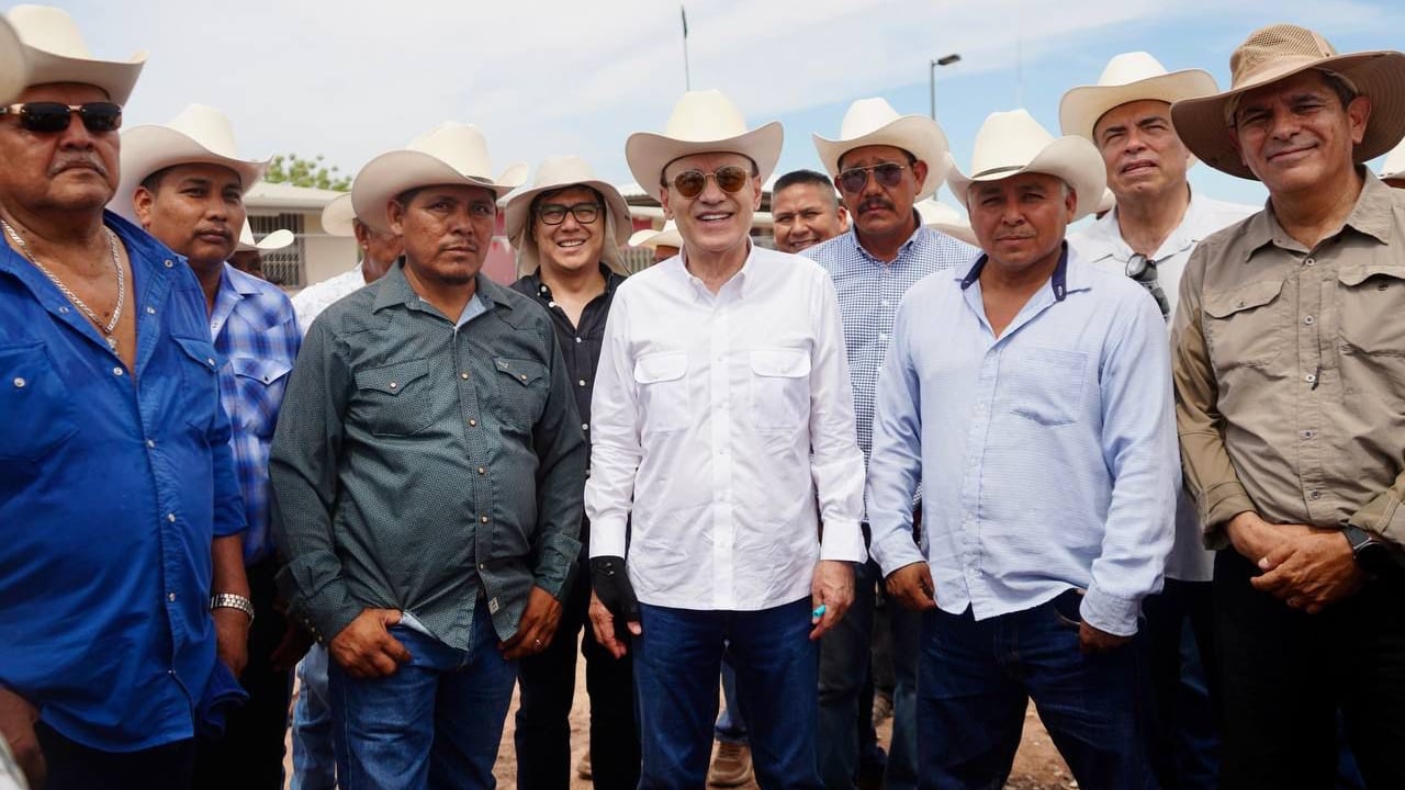 Alfonso Durazo supervisó funcionamiento del Acueducto Yaqui