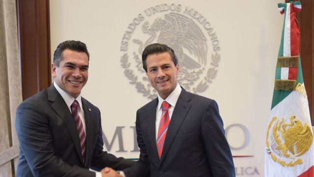 Alejandro Moreno y Enrique Peña Nieto en 2015