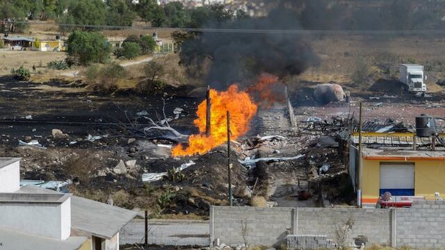 Explosión por toma clandestina. Foto/Cuartoscuro