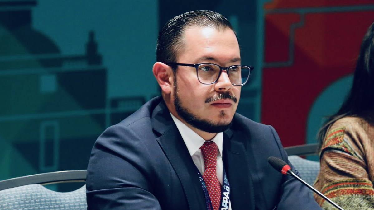 ¿Quién es Jonathan Mendoza Iserte? Funcionario del INAI acusado de extorsionar a Femexfut por boletos para Copa del Mundo 2026