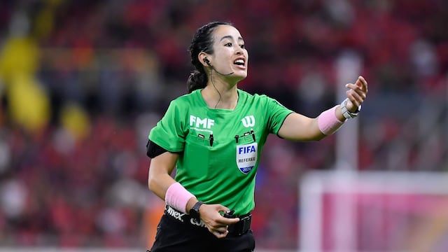 Katia Itzel García nominada a mejor árbitra del mundo