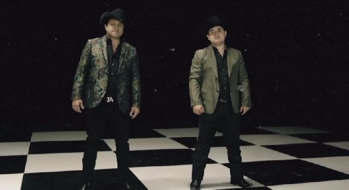 Julión Álvarez y Alfredo Olivas