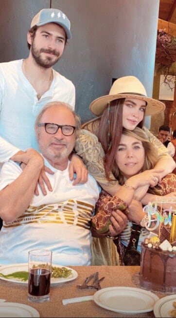 Belinda y familia