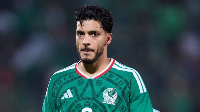 Raúl Jiménez se queda sin equipo a días del inicio del Mundial 2026
