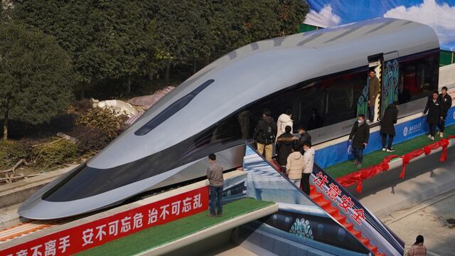 Tren maglev