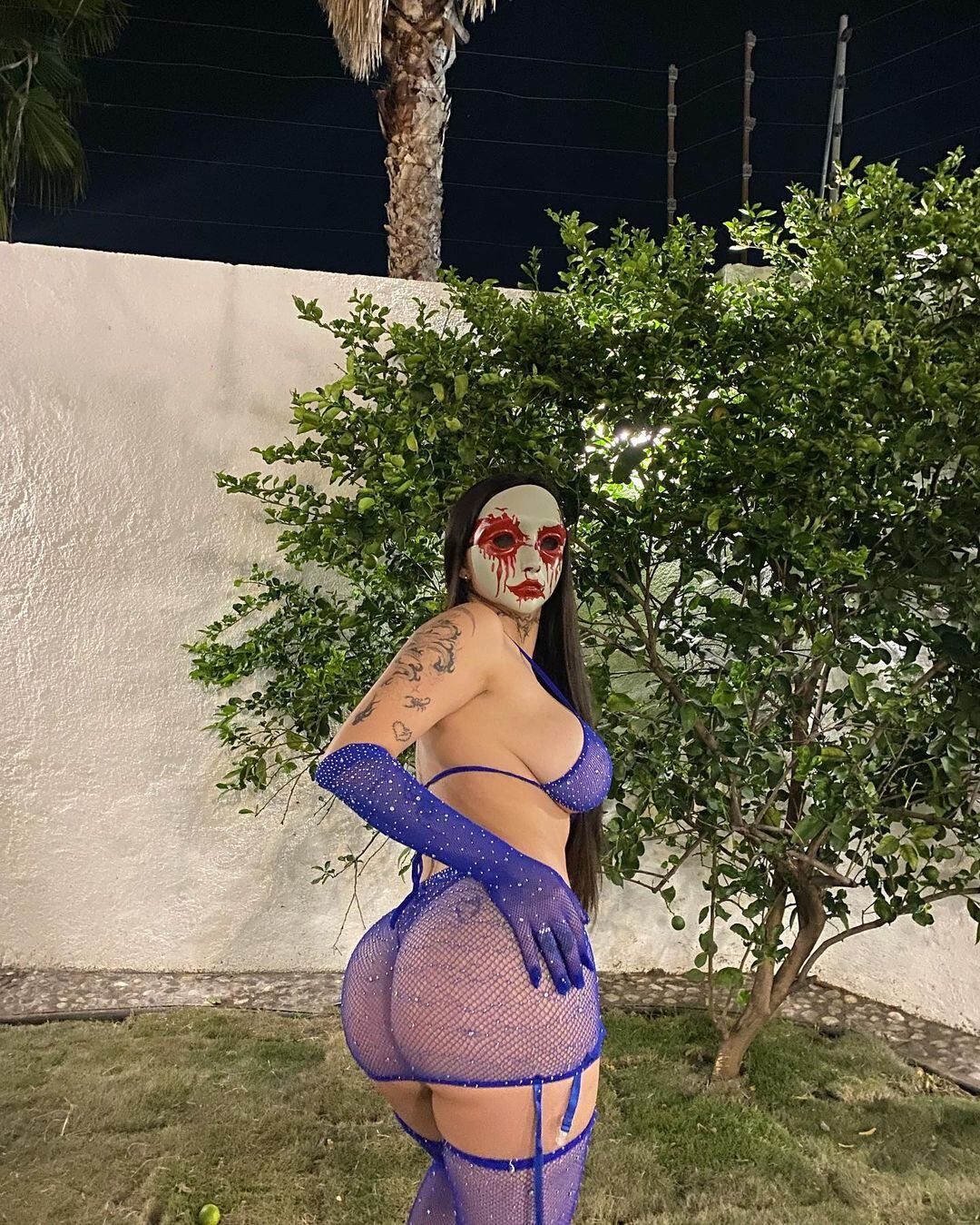 Karely Ruiz aprovecha Halloween