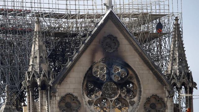 Notre Dame. Devastador incendio.