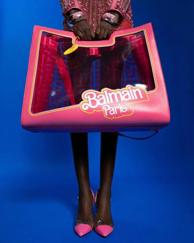 Barbie tiene estas 26 mejores colaboraciones por el estreno de su película y el precio de algunas no es nada barato