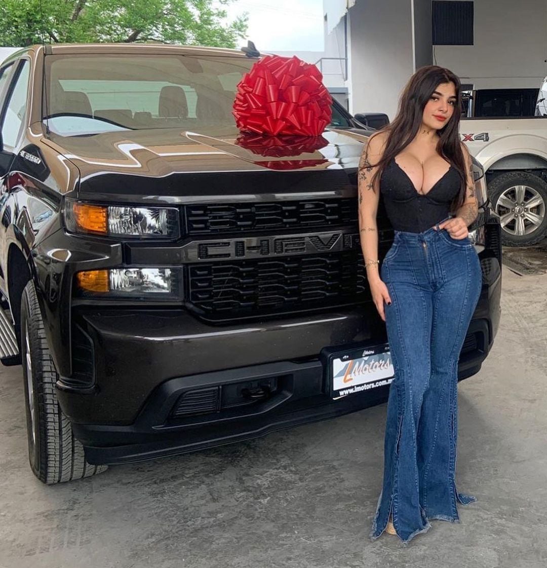 Karely Ruiz