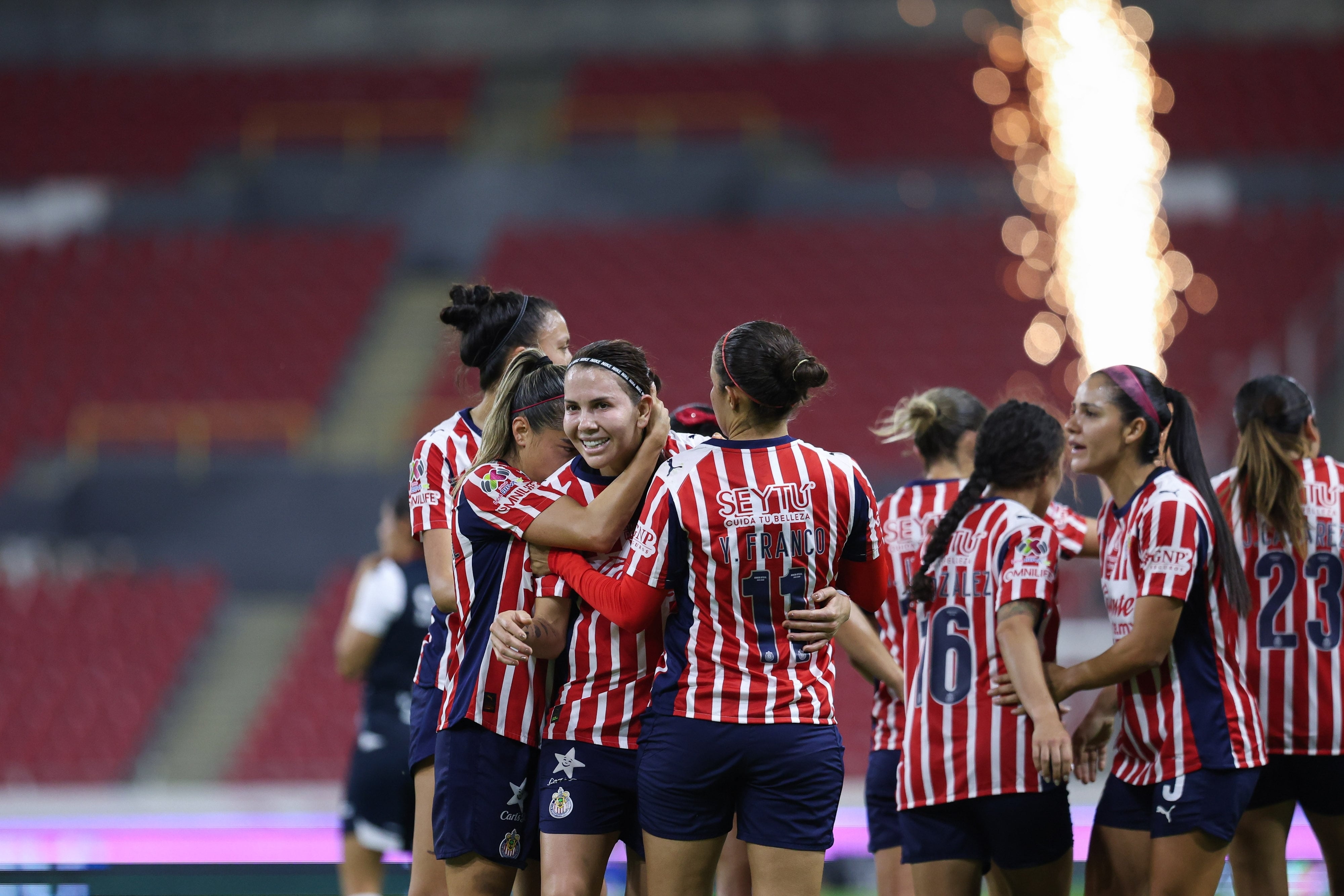 Chivas humilla a Puebla en la Jornada 2 de la Liga Femenil BBVA.