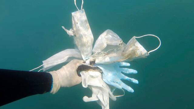Basura en el mar Mediterráneo