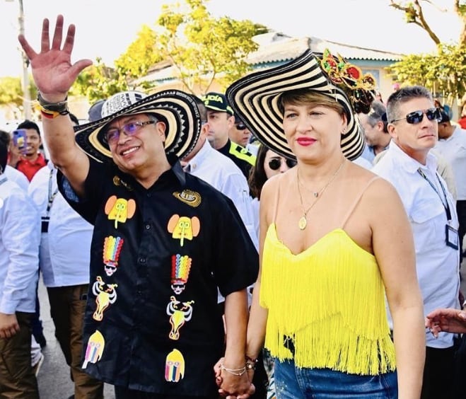 Verónica Alcocer y Gustavo Petro