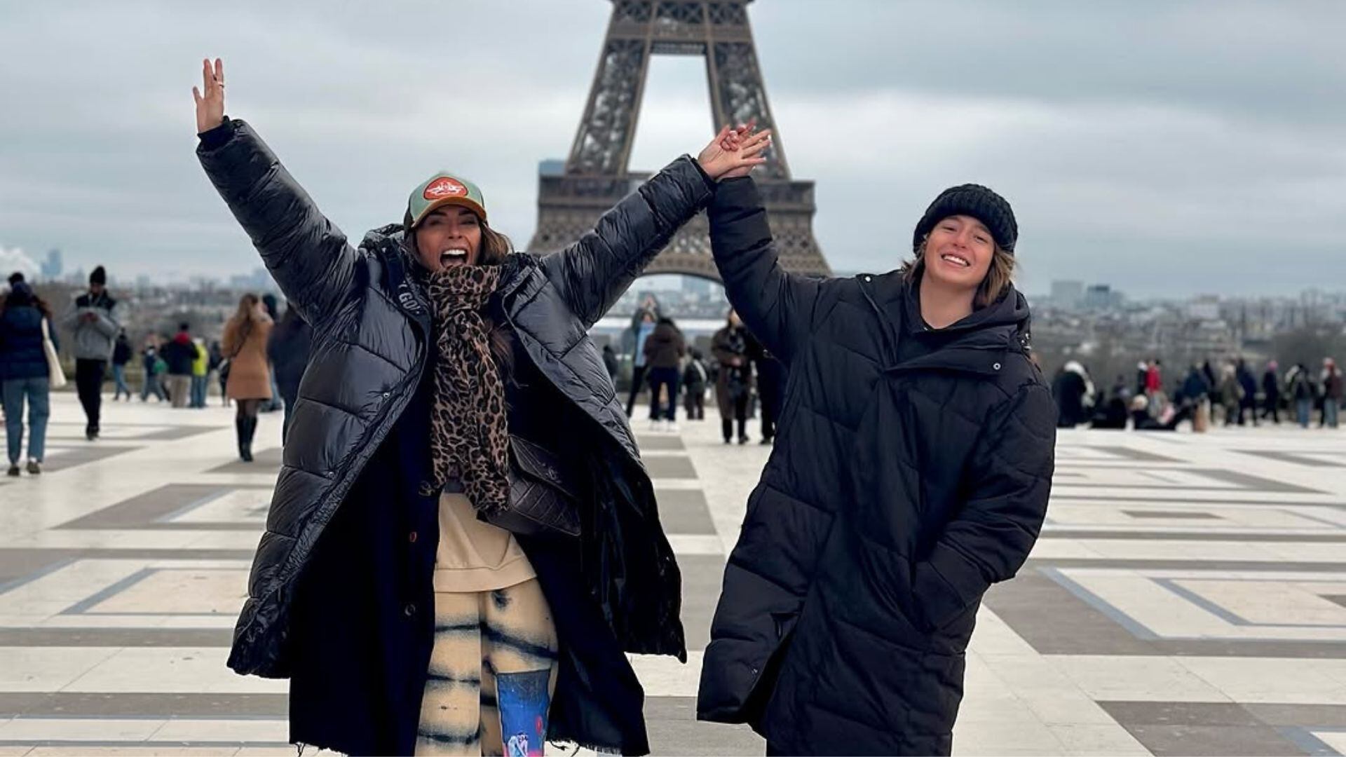 Galilea Montijo e hijo
