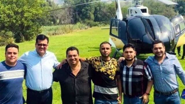 Perredistas en festejo