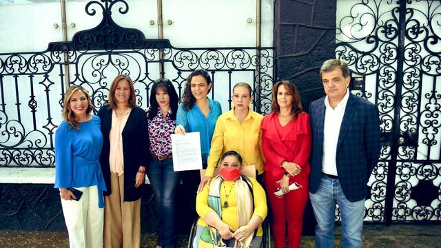 Va por México denuncia campaña de “traidores a la patria”