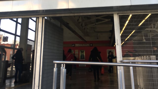 Metro Ermita. Agresión a policía.