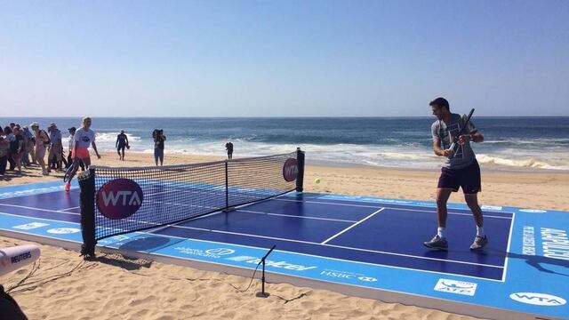 Los tenistas se midieron frente al mar de Acapulco.
