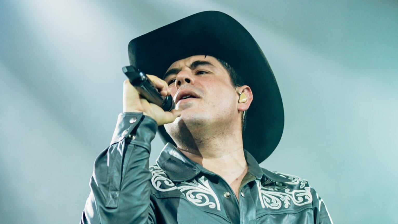 Concierto de Alfredo Olivas en la Plaza de Toros México: Setlist, horarios y telonero para el 19 y 20 de diciembre