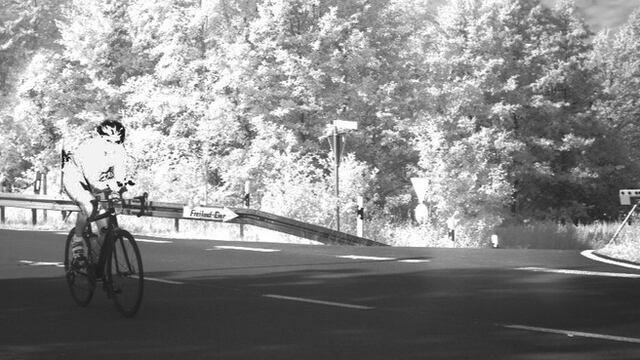 Ciclista a exceso de velocidad