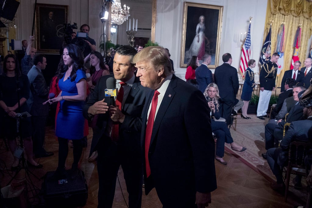 Peter Hegseth y Donald Trump