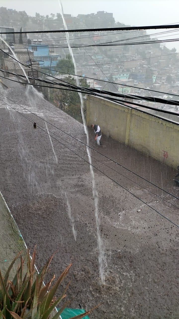 VIDEO: Obras en Buenavista, Estado de México, ocasionan inundaciones en casas de vecinos de San Marcos