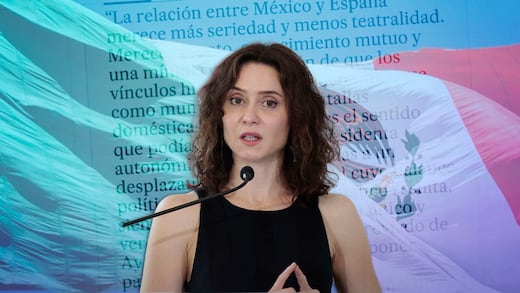 El País: Victimismo de Ayuso en su visita a México no tiene fundamento