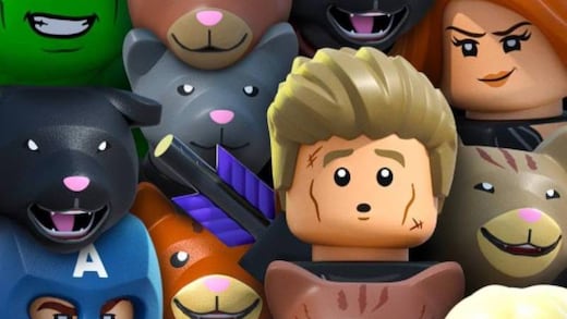 Reseña de LEGO Marvel Avengers: qué ofrece Historias Extrañas