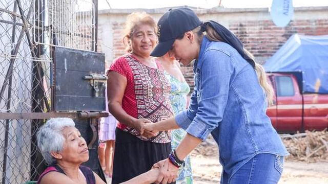 Evelyn Salgado entrega apoyos a damnificados en Acapulco