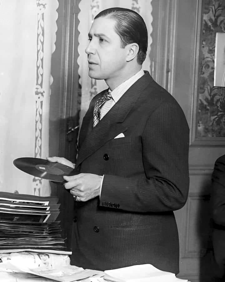 Documentos descubiertos revelarían el origen de Carlos Gardel, reabriendo el debate histórico entre Argentina, Uruguay y Francia