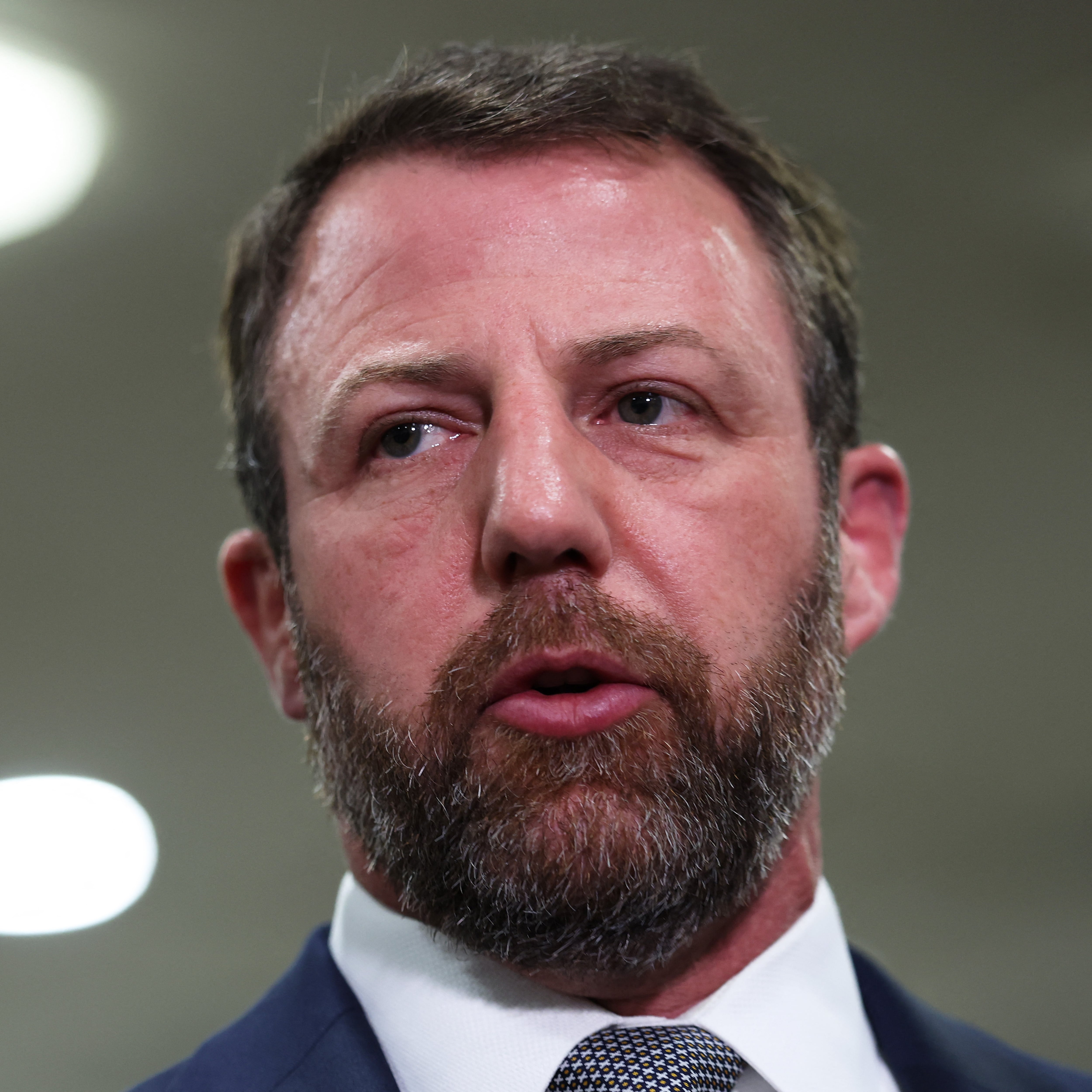 ¿Quién es Markwayne Mullin? Nuevo secretario de Seguridad Nacional de Estados Unidos