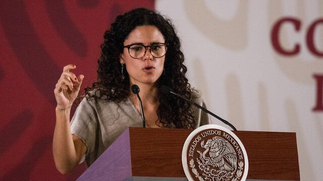 Luisa María Alcalde.