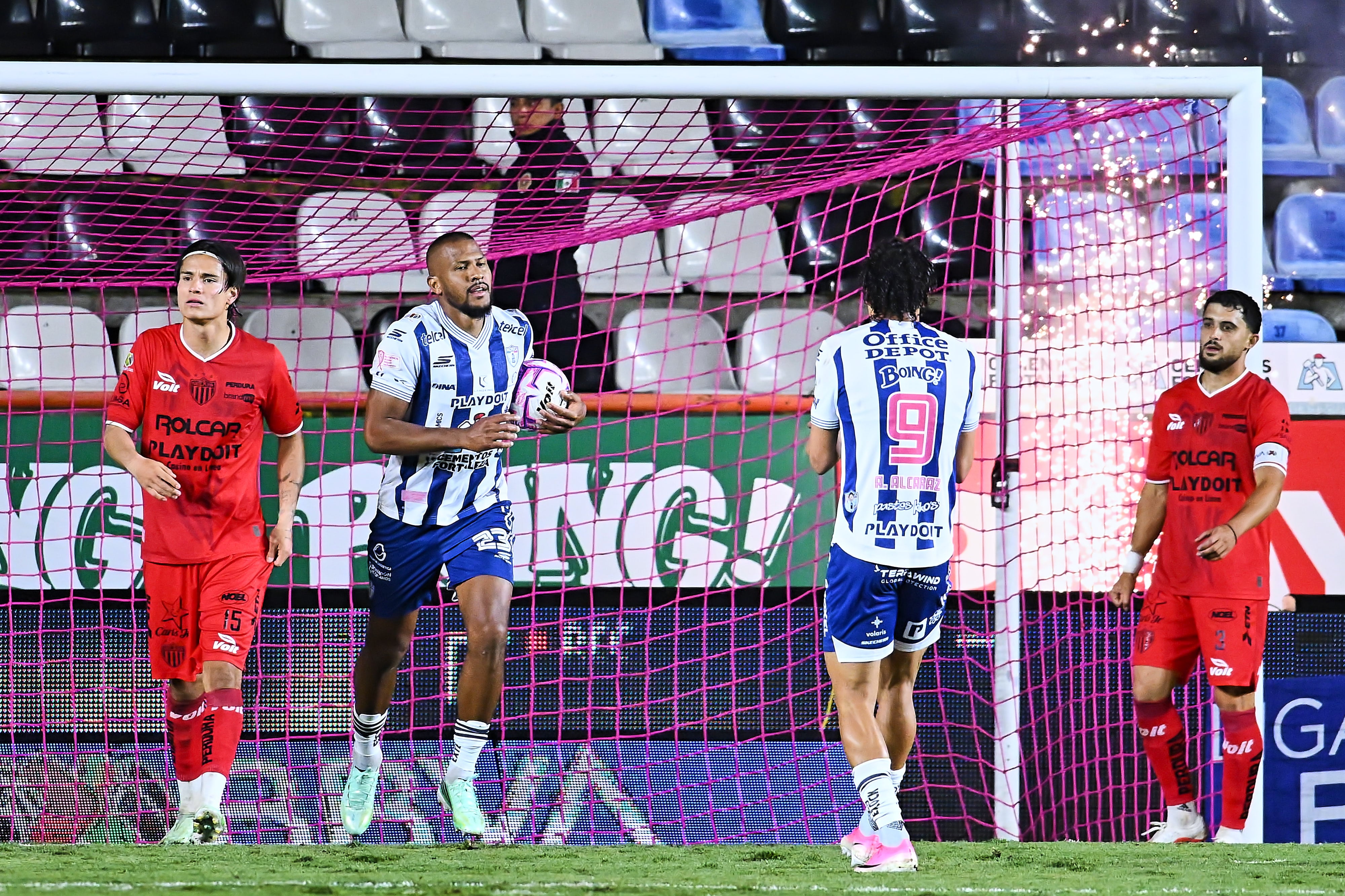 Pachuca rescata empate ante Necaxa en la Jornada 11 de la Liga MX
