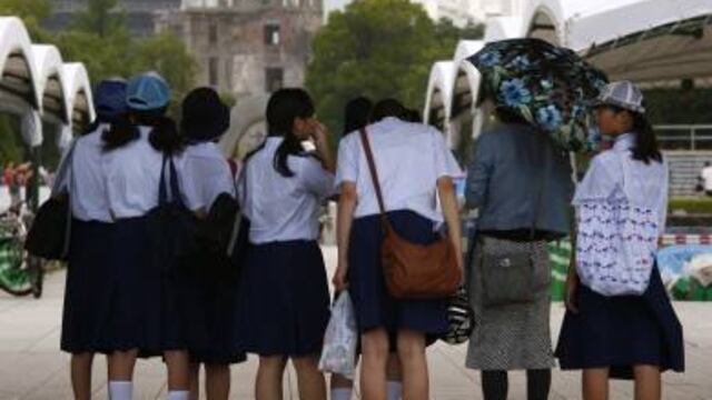 Adulto es acusado de tener relación poco apropiada con adolescente, en Japón