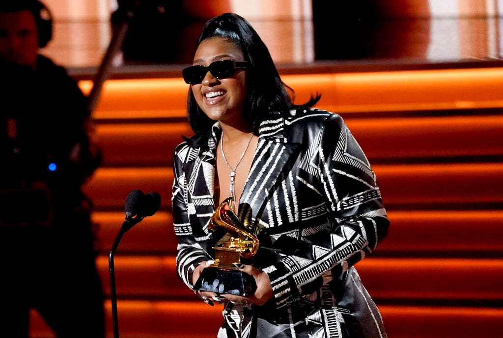 Jazmine Sullivan en los premios Grammy 2022