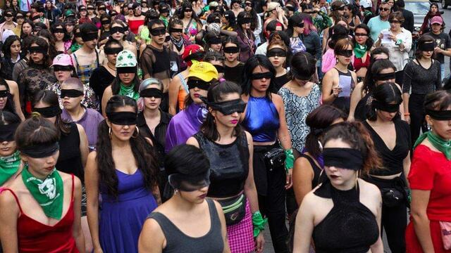 Intervención "Un violador en tu camino".