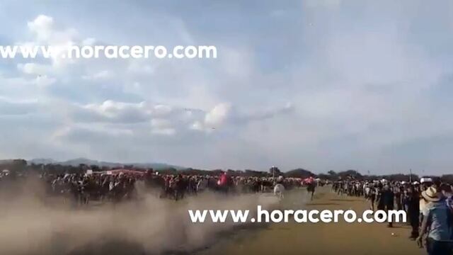 Carrera de caballos en los XV de Ruby.