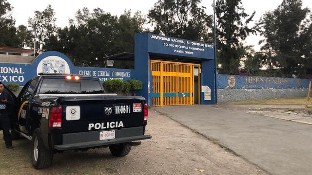 CCH Oriente. Bala disparada en el mismo salón.