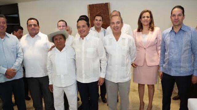 Al evento asistió el ex presidente Calderón y su esposa