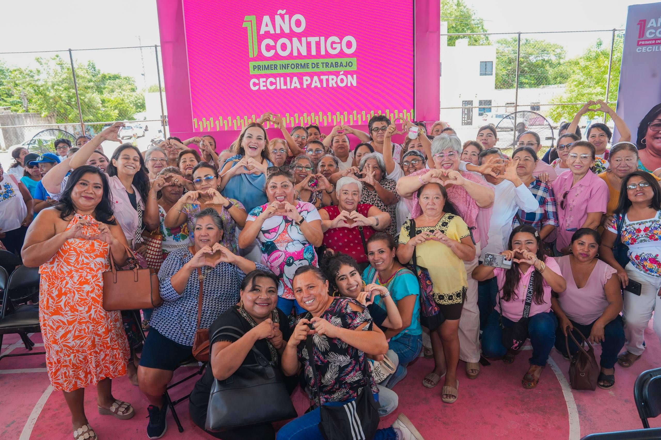Cecilia Patrón Laviada rinde su Primer Informe en Mérida