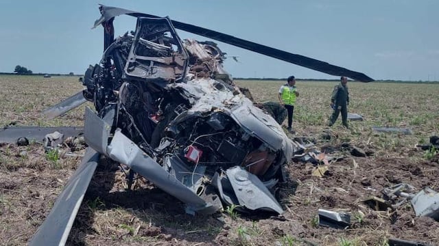 Helicóptero de la Marina se estrella y deja 14 muertos