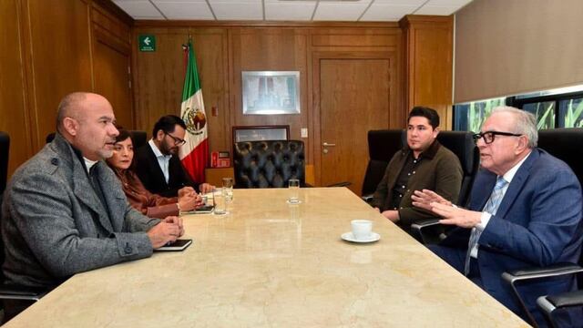 Rubén Rocha gestiona obras de movilidad e infraestructura