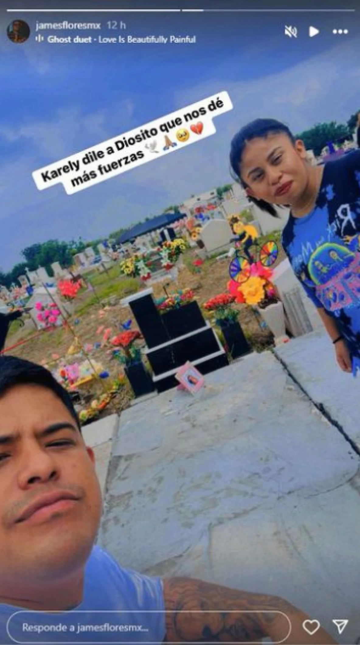 Lupita TikTok comparte una foto desde la tumba de su bebé