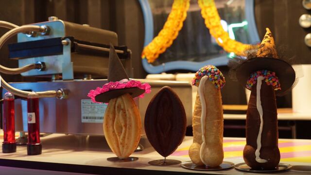 Pan con forma de genitales